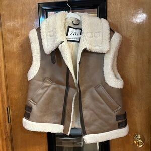 ZARA Faux Leather Shearling Vest Brown/Cream Size M Worn 1x